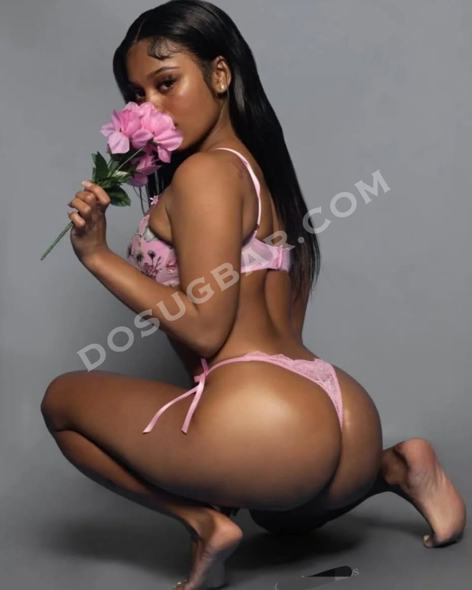 Molly, 21