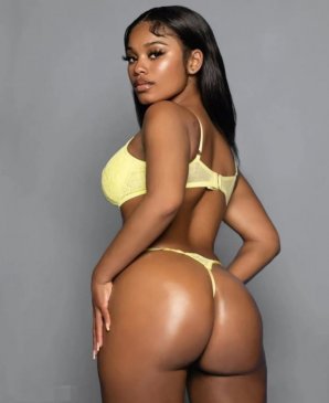 Molly, 21