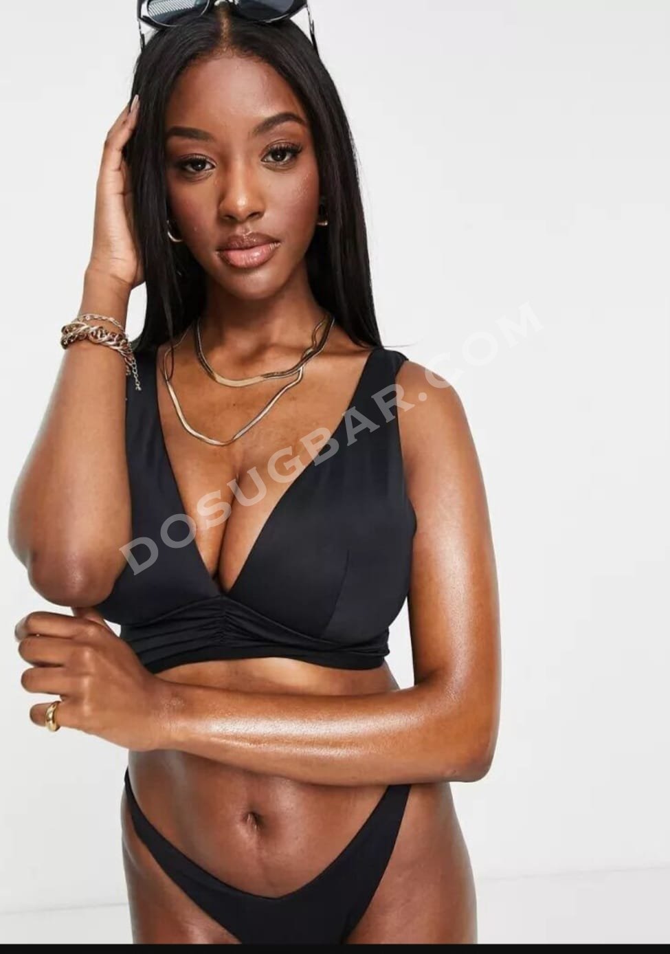 Zara, 22